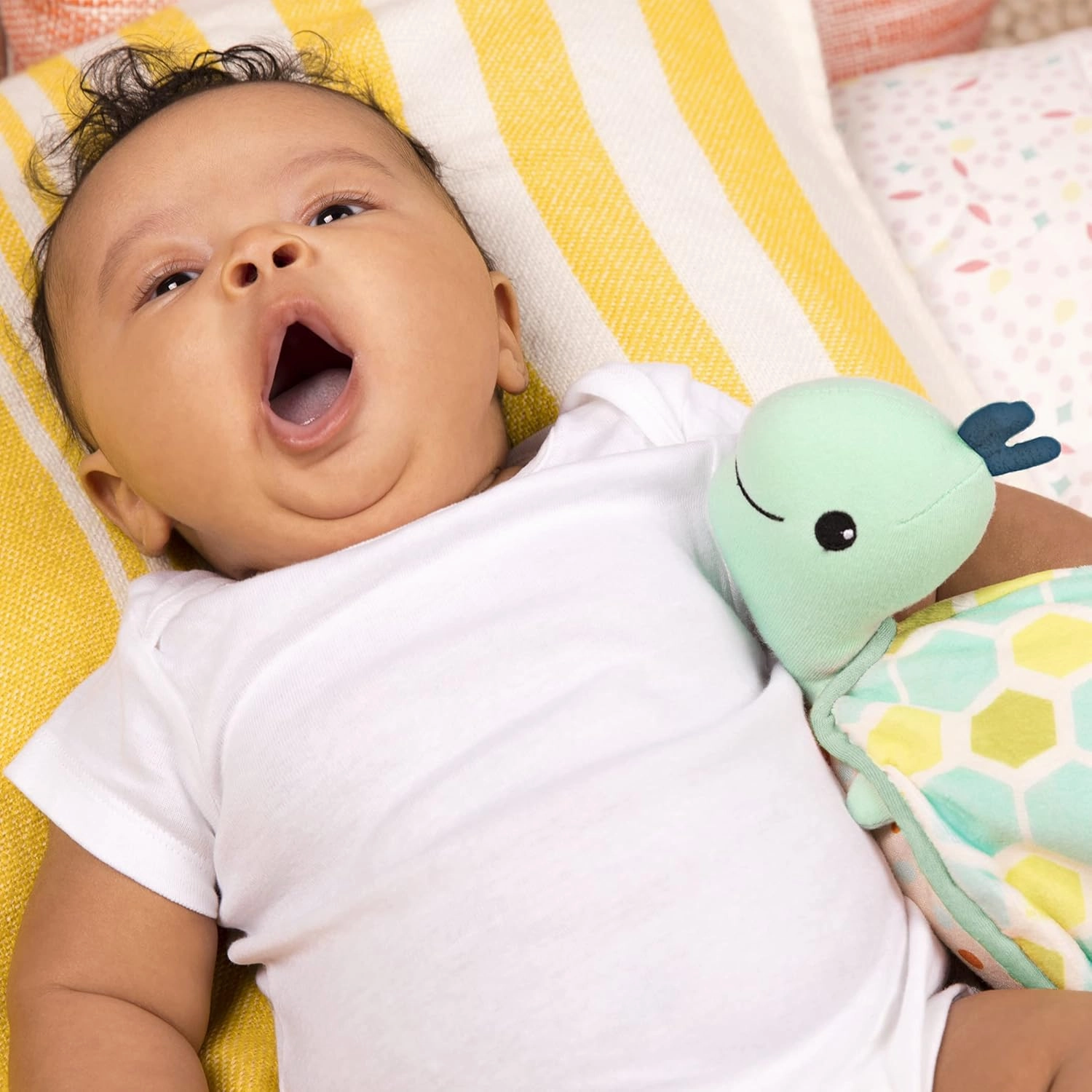 B. toys- B. baby- Baby Glowable Soothing Plush Turtle with Lights & Sounds- Glow Zzzs Turtle Shellé0 Months  
