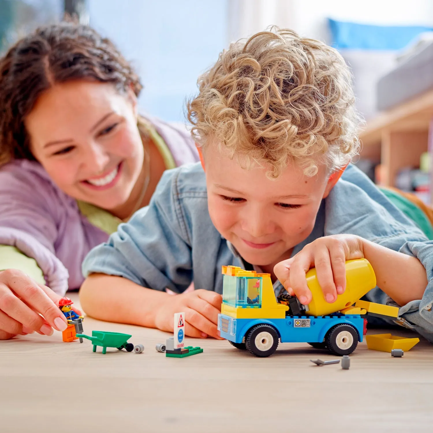 City: Cement Mixer Truck
