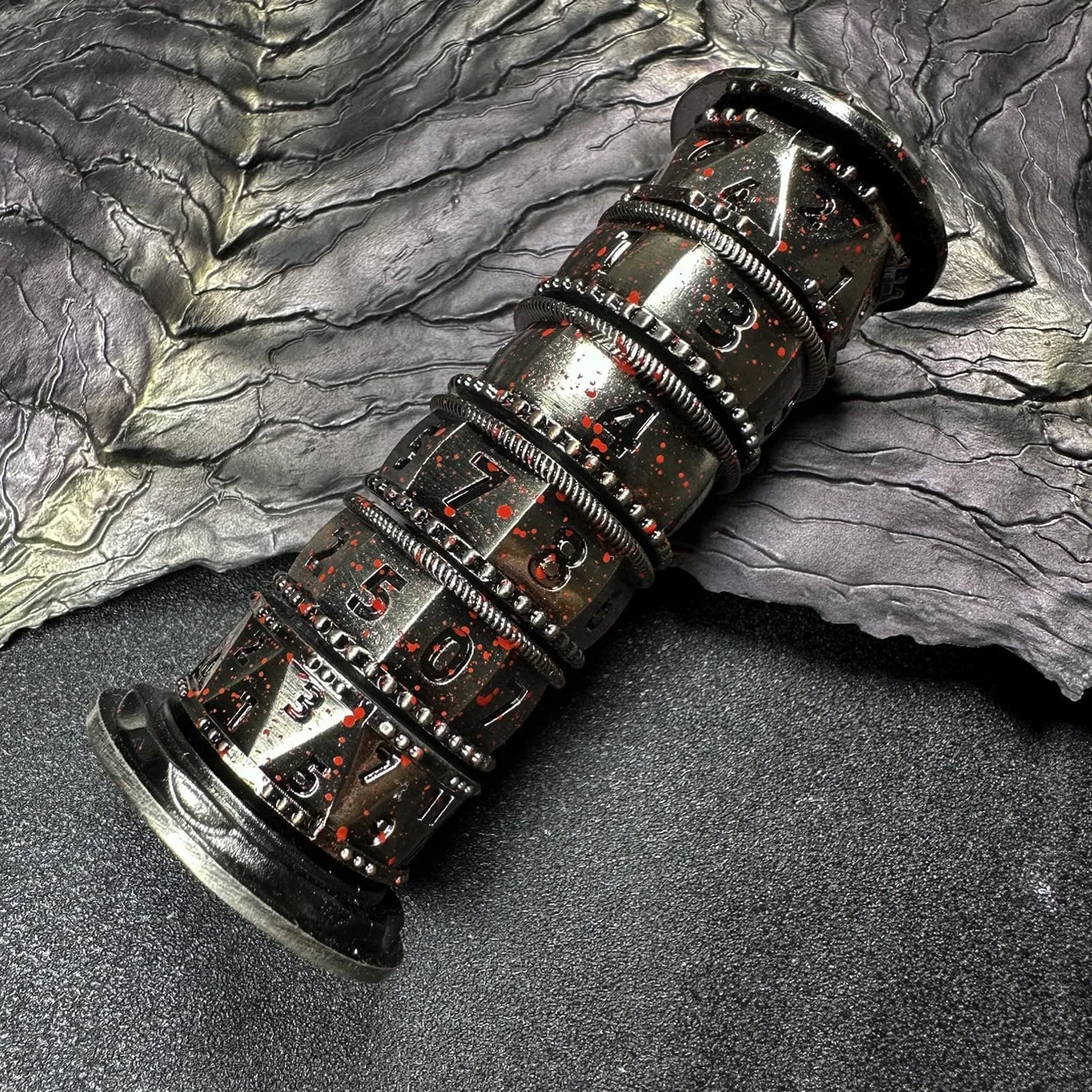 HAOMEJA Pagoda Dice Spinner 7 in 1 DND Set, Metal Roulette D&D With Gift Random Dragon Eye Bag, Dungeons and Dragons RPG Role Playing Gaming (Ancient Blood Silver)