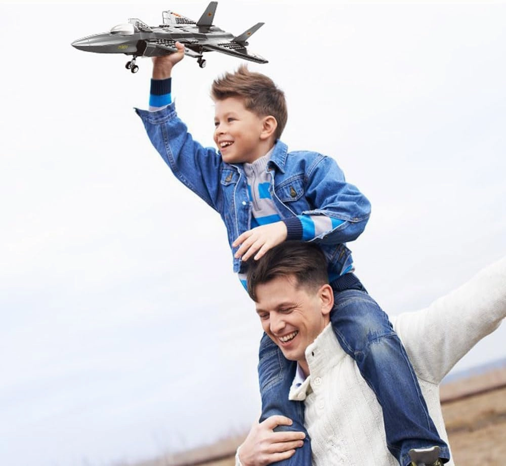 J-20 Heavy Stealth Fighter Military Fighter Air Force Building Block Set,WW2 Military Airplanes Model,Aircraft Plane Brick Building Set Toy Gifts for Kids and Adults,290PCS