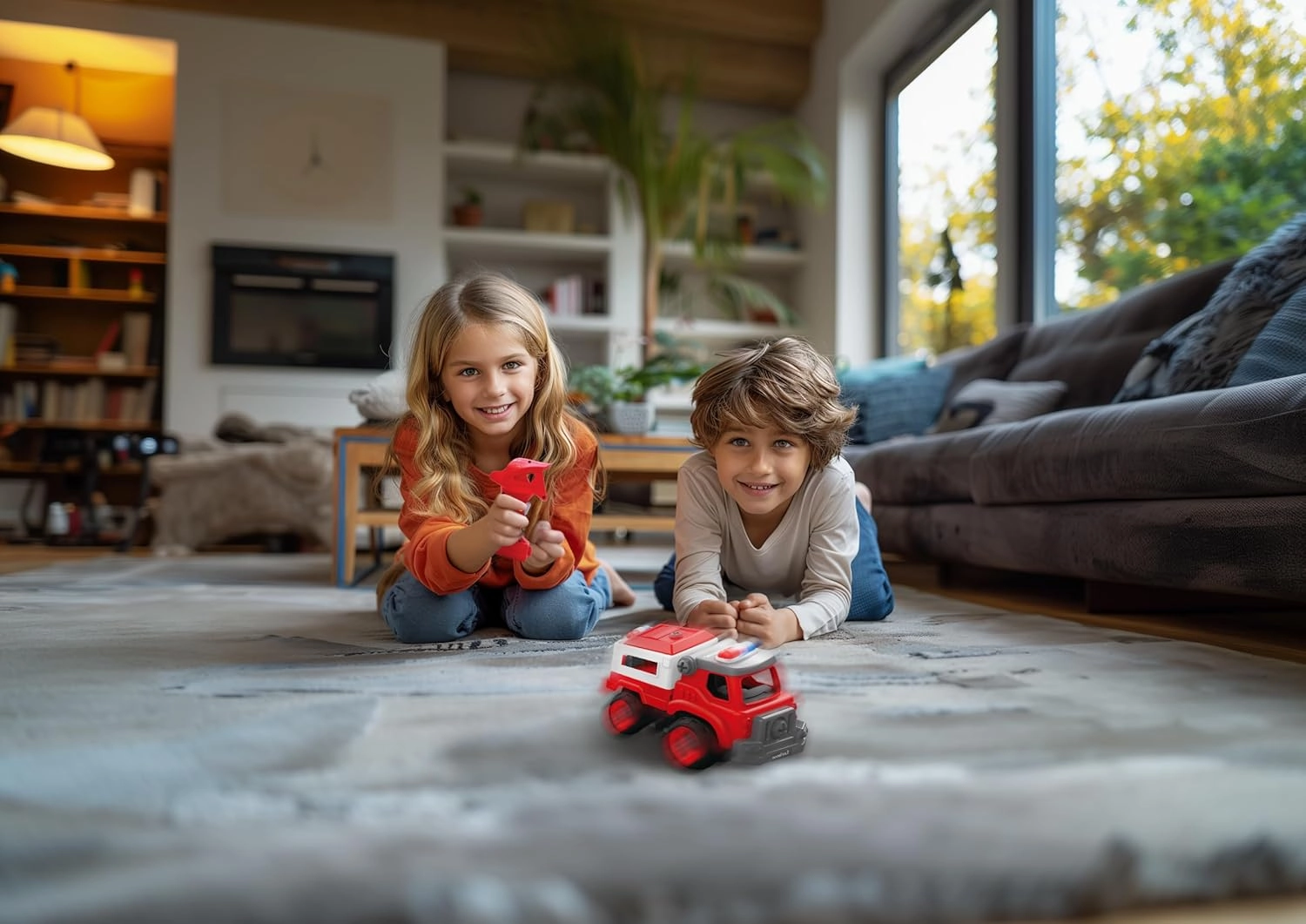 Lexibook, Crosslander® Fireman RC Radio Controlled Fire Engine Assembly 3 Possible Constructions 33 Pieces Electric and Manual Screwdriver Included RCP25