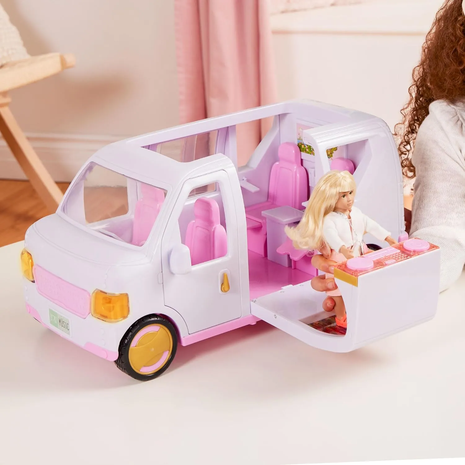 Lori Dolls Sweet Escape Luxury SUV Vehicle for Mini Dolls Large Pink Car Music Booth & Wardrobe Sounds & Lights Doors & Window Open 3 Years  