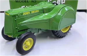Metal Die Cast Toy Cars 1:16 for John Deere AO Tractor Alloy Agricultural Machinery Vehicle 16213A Interesting Model Car Green for Home Or Office Décor