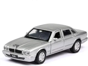 Toy car Model 1:36 for Jaguar XJ6 Classic Alloy Auto Car Model Diecasts with Pull Back Wheels Toy for Kids Gifts (Color : Silver)