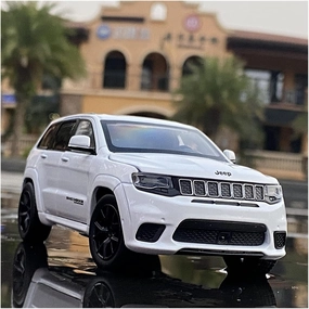 Toy car Model 1:32 for Jeeps Grand Cherokee Alloy Car Model Diecasts Toy Off-Road Sound and Light Kids Gifts (Color : White)