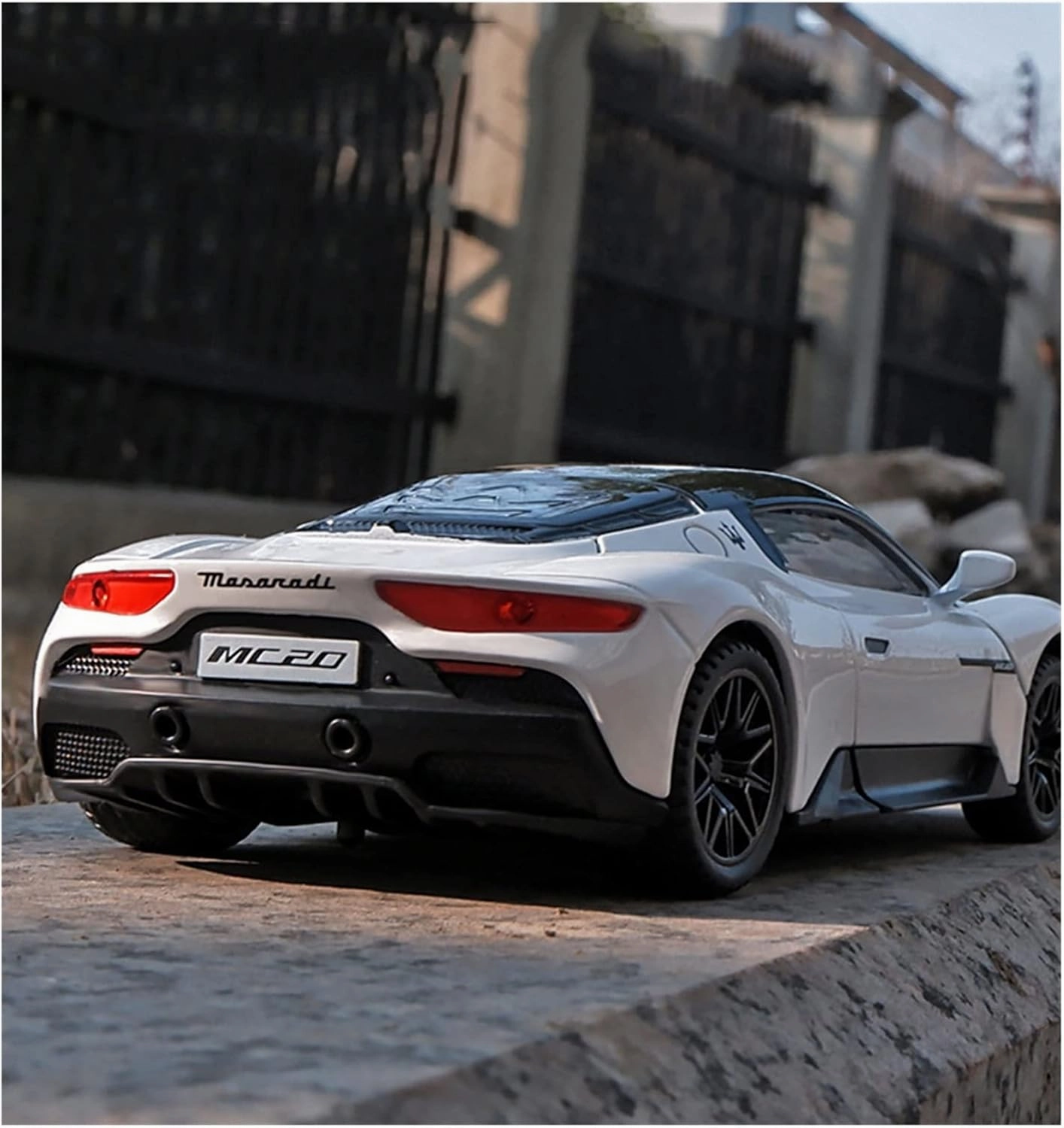 Toy car Model 1/32 for Maserati MC20 Sport Car Model Alloy Pull Back Toys Collection Boy Toys Gifts for Children (Color : White)