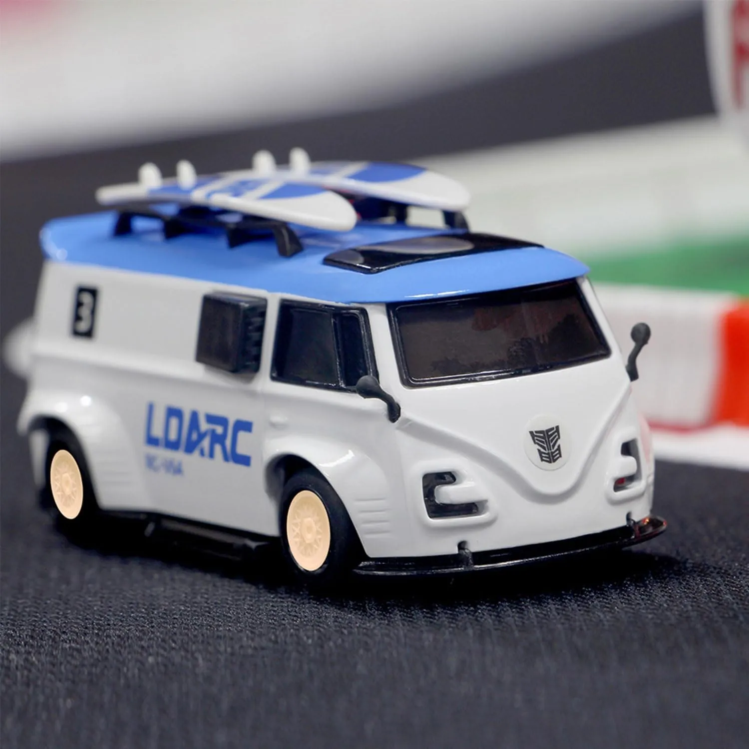 V64 LDARC 1/64 Scale Mini RC Sports Car 2.4Ghz Ideal for Racing Enthusiasts, Racing Remote Contrl Car Model with RGB Lights Comes with DIY Interchangeable Body Case（Blue）